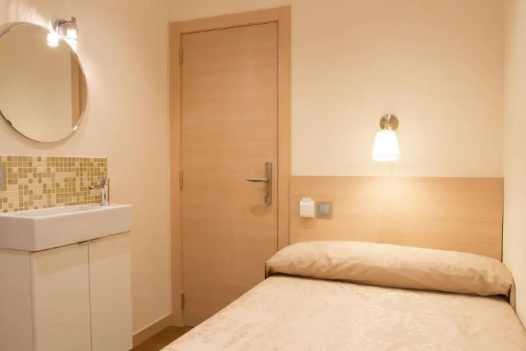 Standard Single room
