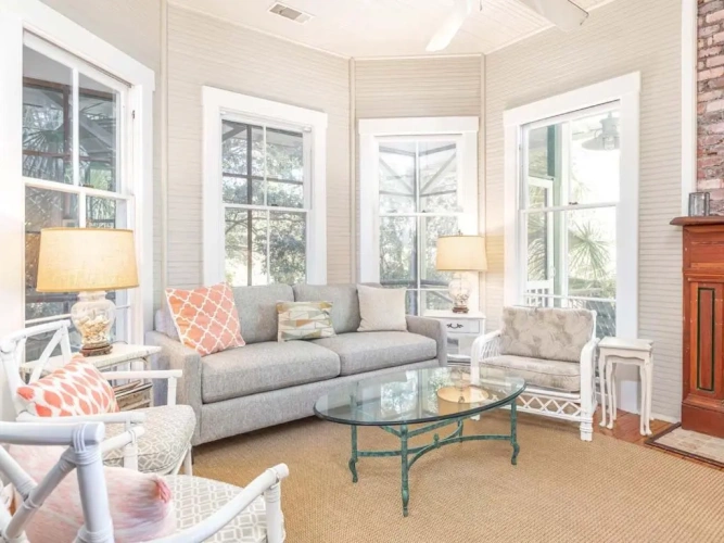 6 Bedrooms Cottage