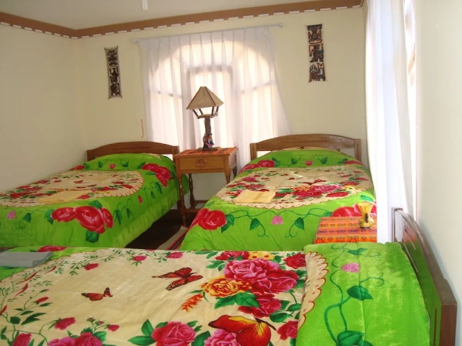 Standard Triple room