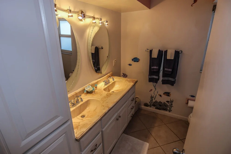 5167Estero