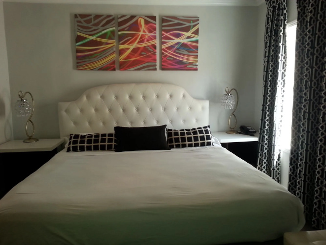 Hollywood VIP Hotel