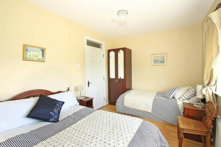 Reades Farmhouse
