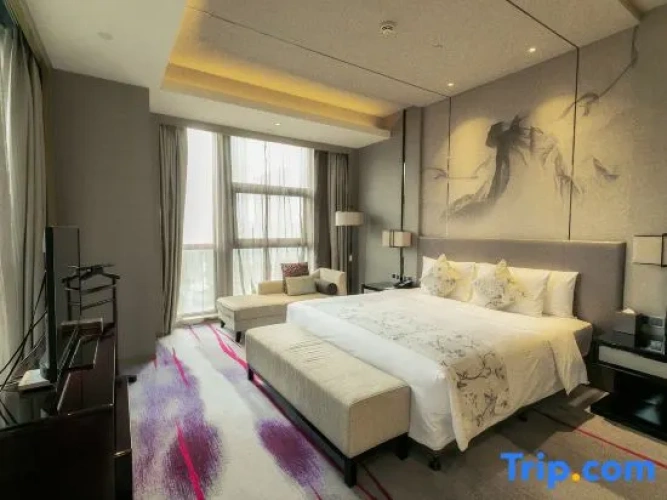 Deluxe Double Suite