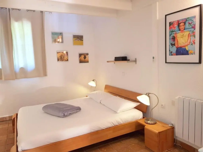 Standard Double Basement room with view