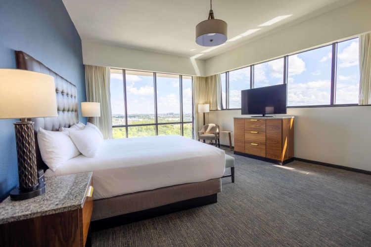 2 Bedrooms Double Suite