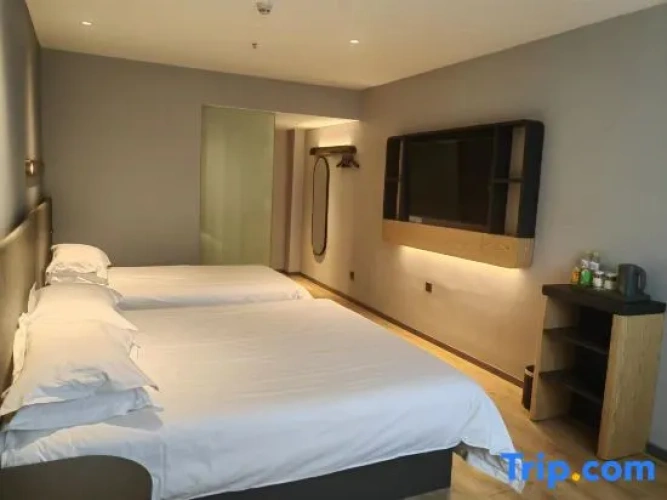 Deluxe Twin Suite