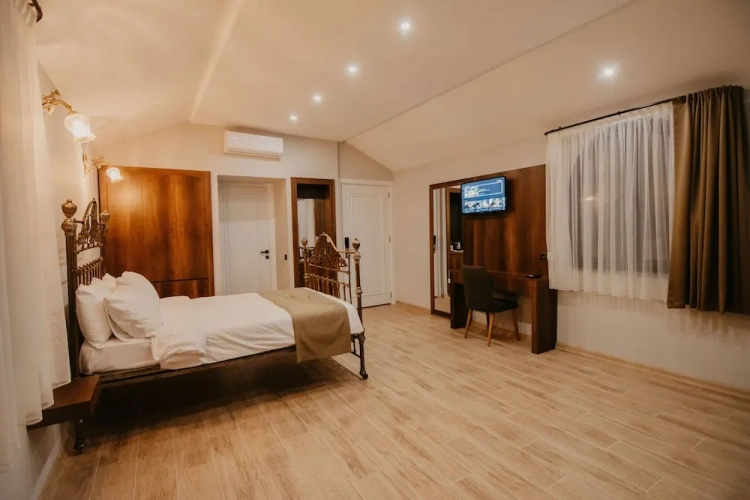 Luxury room