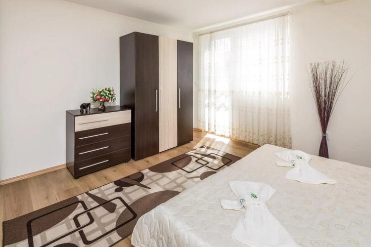 Apartments Ivadoni