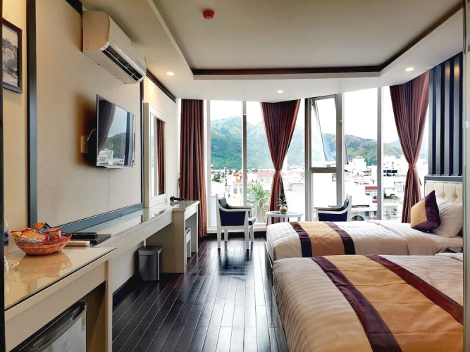 DHP Luxury Hotel