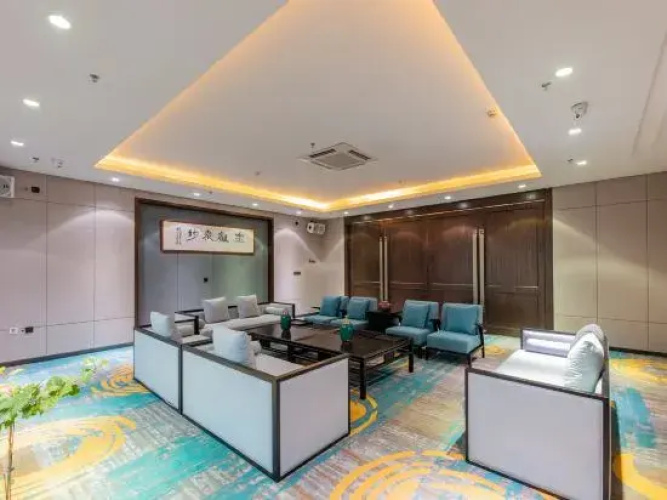 Lilac Hotel Lrene