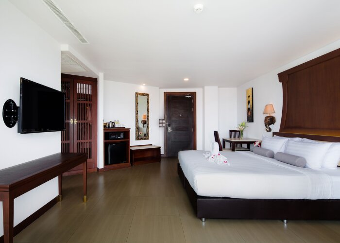 Aiyara Grand HotelOver view
