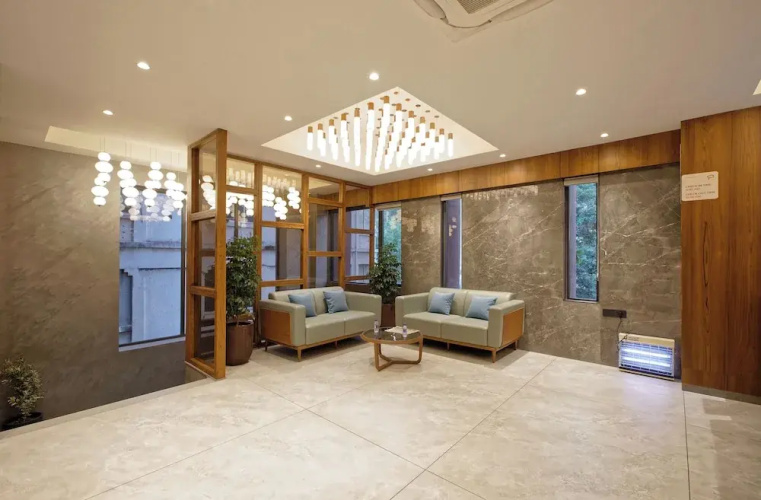 Hotel Plenteous Inn