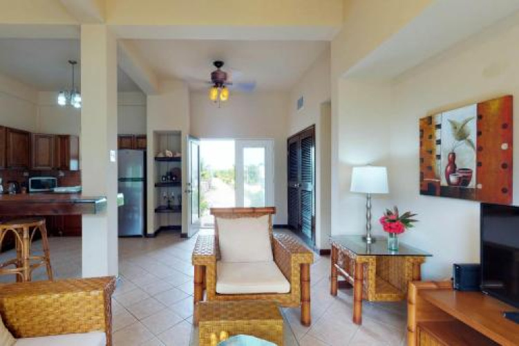 Suite H101 @ Mara Laguna