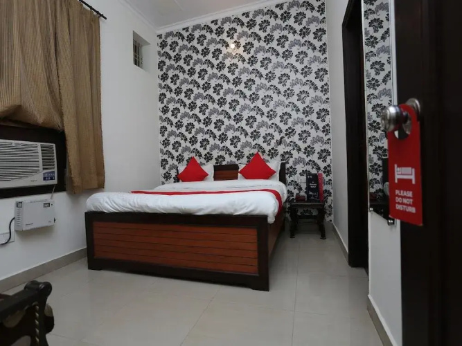 Hotel Star by OYO Rooms