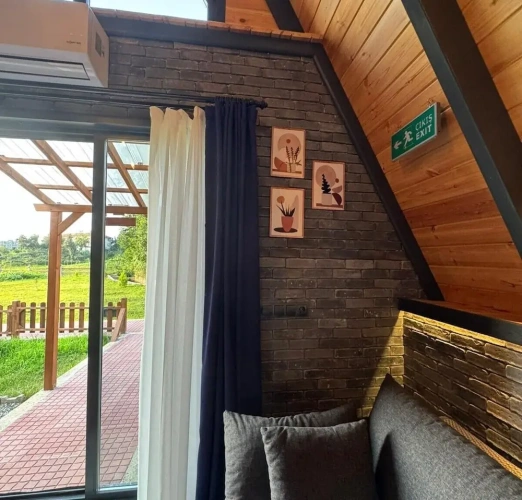 Deluxe Quadruple room with mountain view