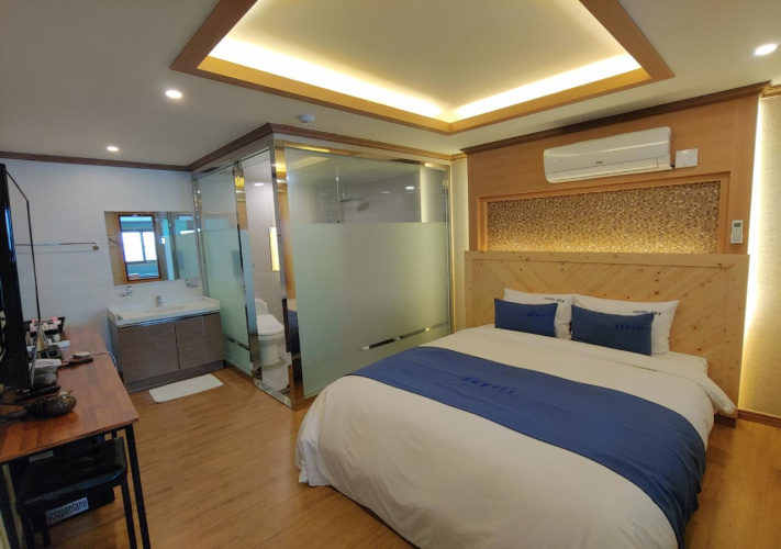 Changwon Myeongseodong Hotel Sky