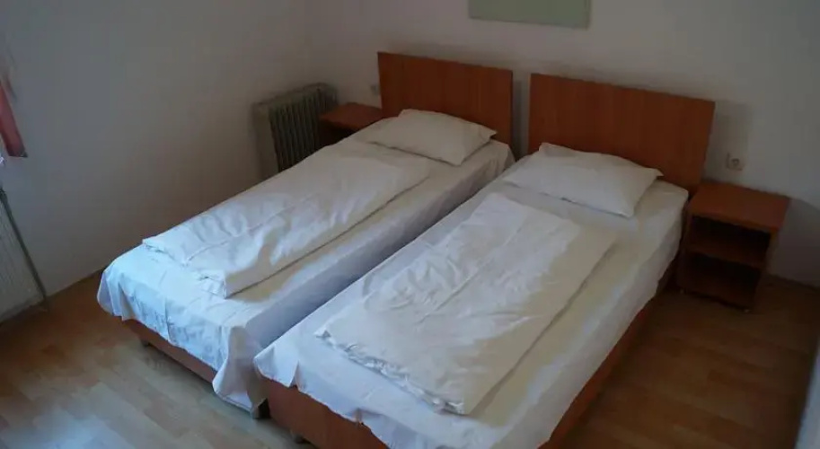 Complex Sailor