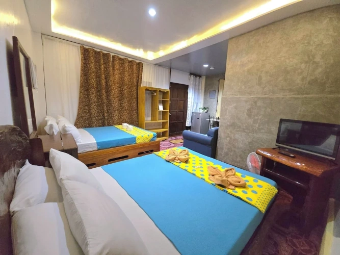 Superior Quadruple room with balcony and with sea view