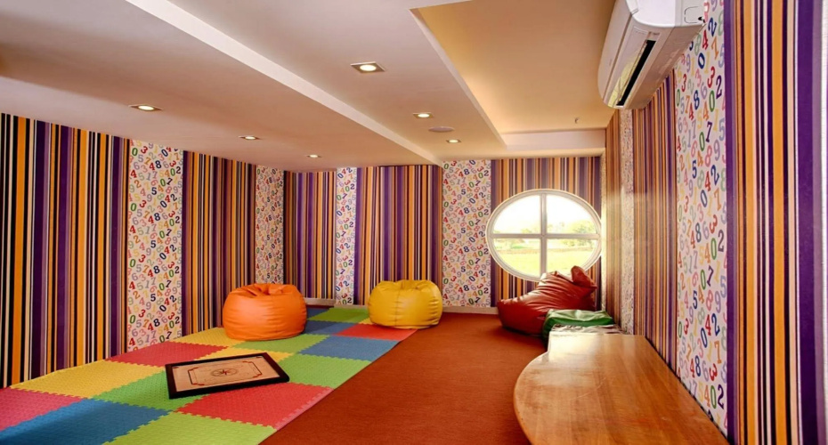 Nidhivan Sarovar Portico Vrindavan