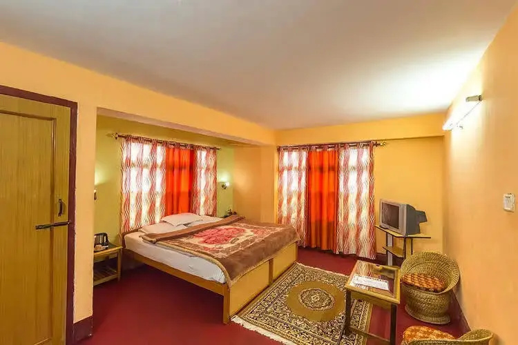 10th Planet Hotel and Restaurant
