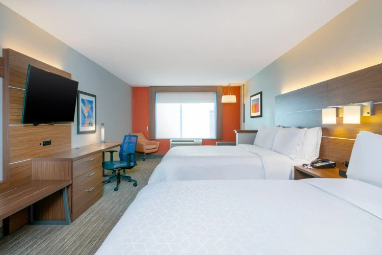 Quadruple Suite