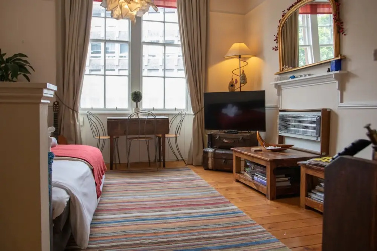 1 Bedroom Flat In Edinburgh
