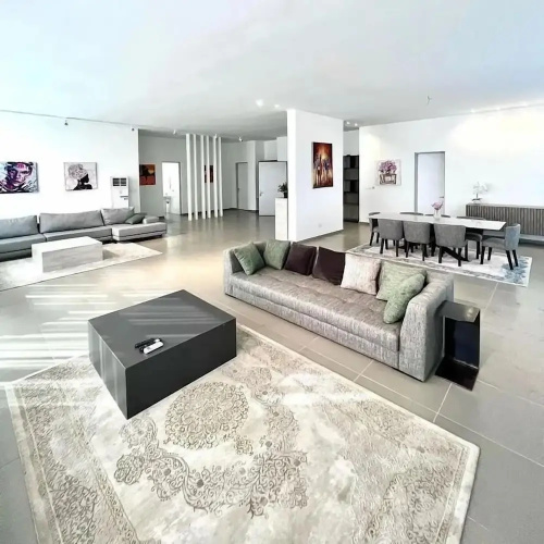 Boya Apartments