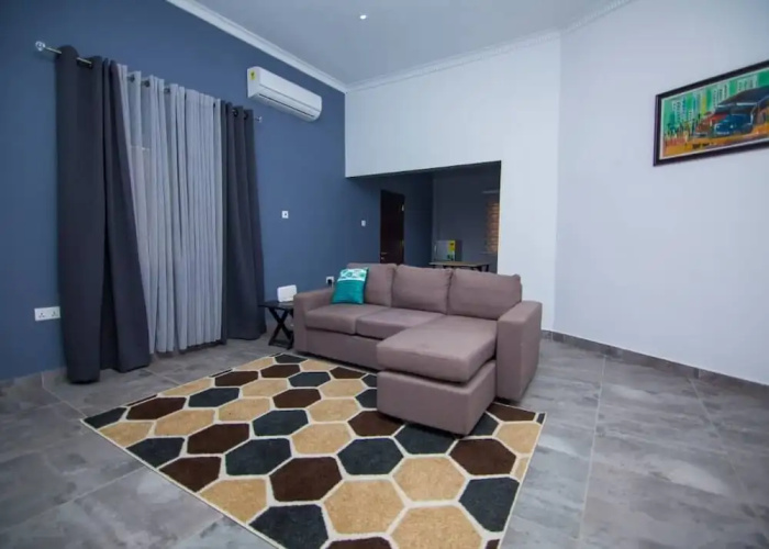 The Blank Lounge & Apartment
