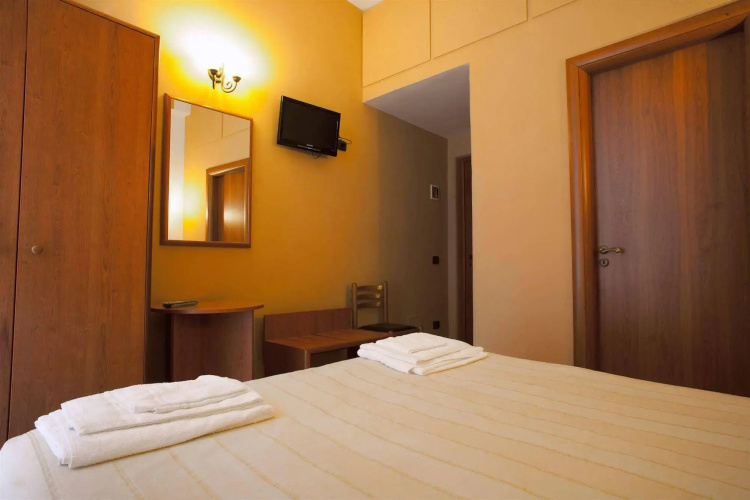 Kolymbetra Bed and Breakfast
