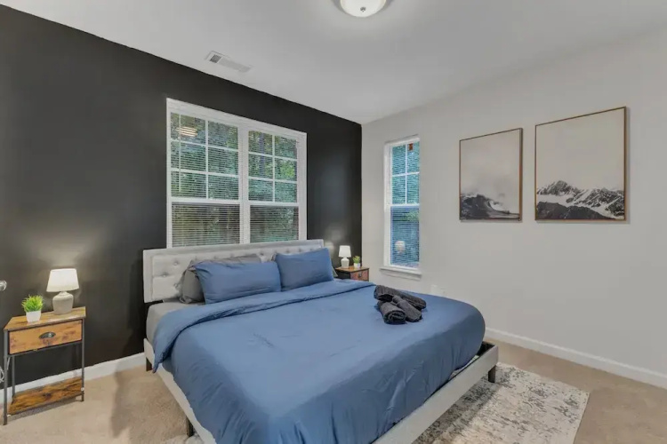 Upscale 2BR Suite Mins Downtown Raleigh