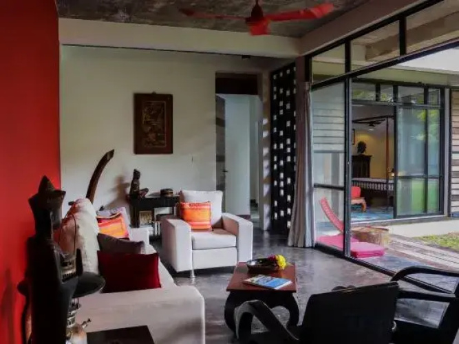 Redbox House