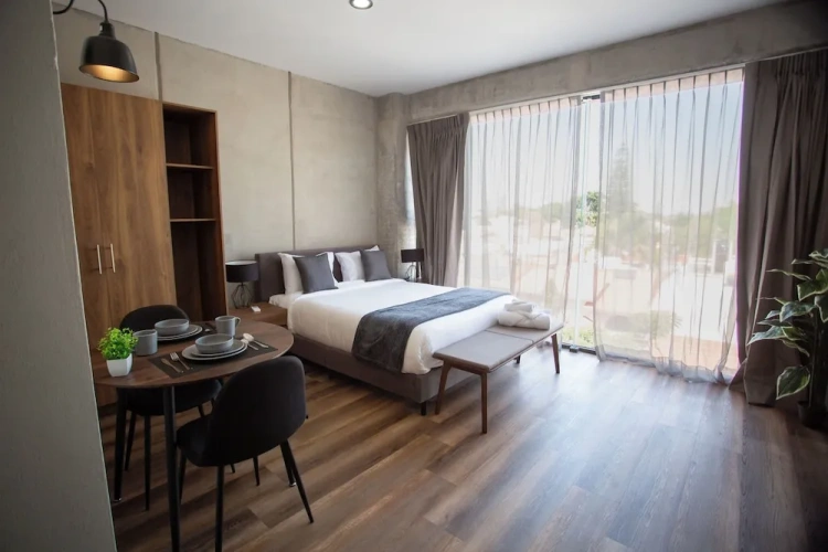 Standard Suite