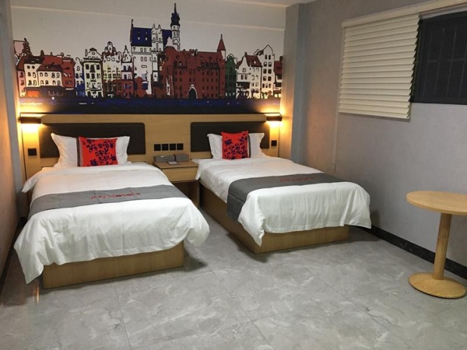 Deluxe Twin room