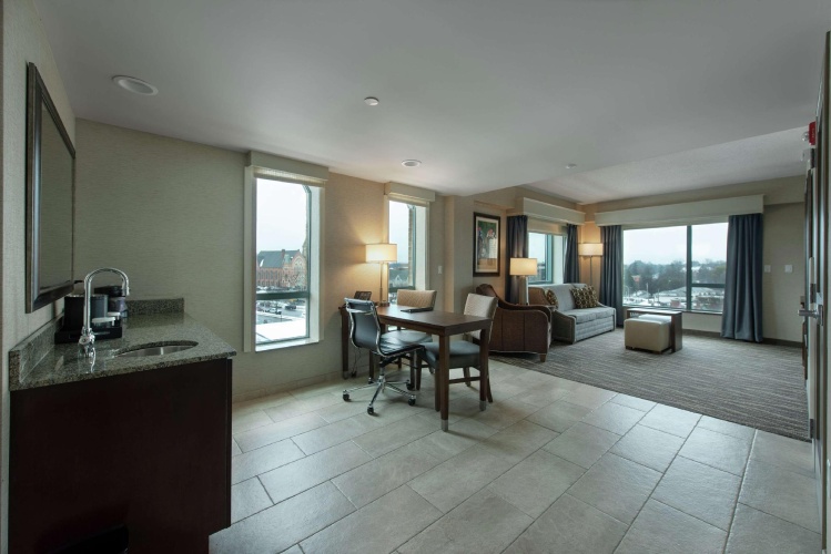 Quadruple Suite