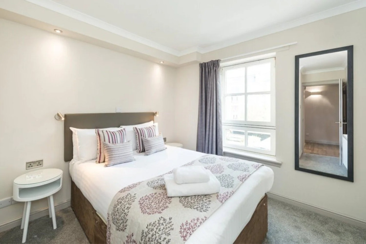 Fountain Court Apartments - Grove ExecutiveOver view