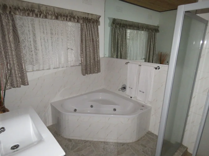 Deluxe Double Suite