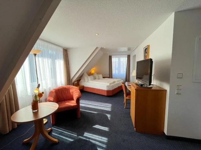 Junior Suite with balcony and with view