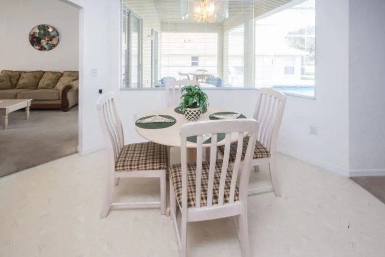 Andy's Westridge Villa