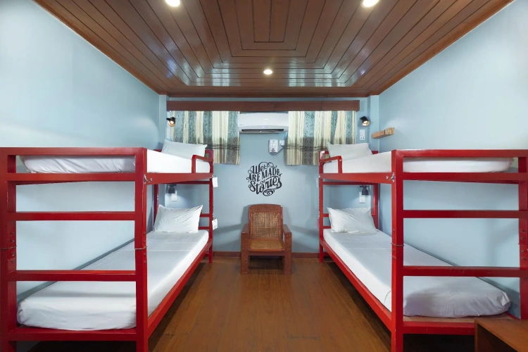 Standard Quadruple room