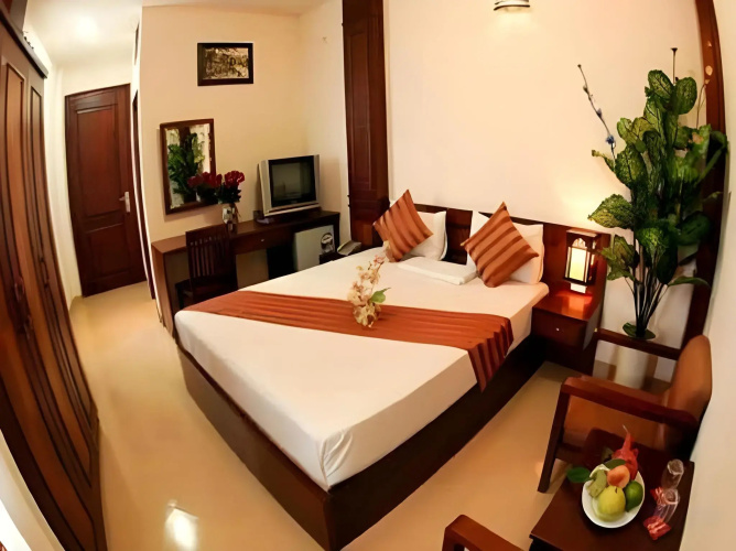 Hanoi Street Hotel