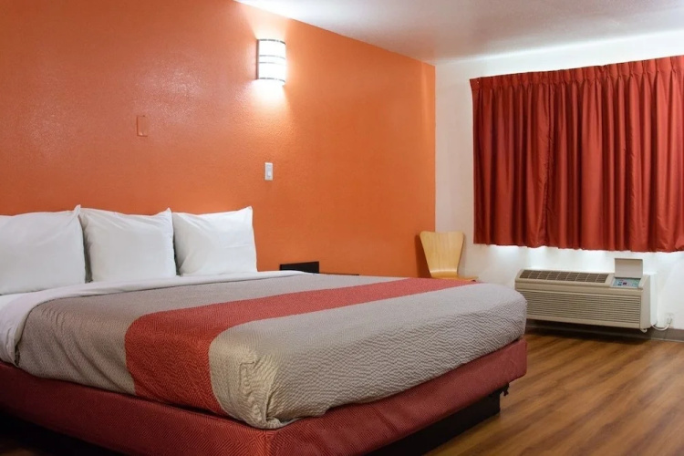 Motel 6 Brinkley