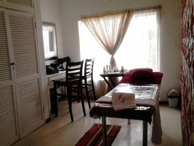 Anashe Guest House