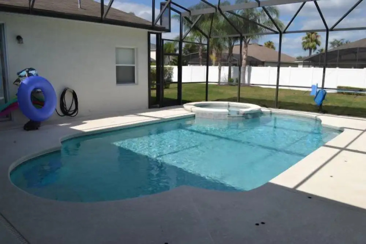 Ip60421 - Ashley Manor - 3 Bed 3 Baths Villa