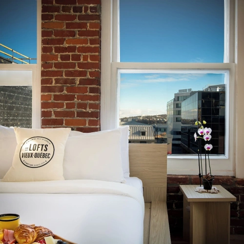 2 Bedrooms Apartment
