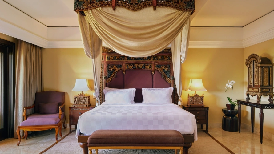 Suite with ocean view
