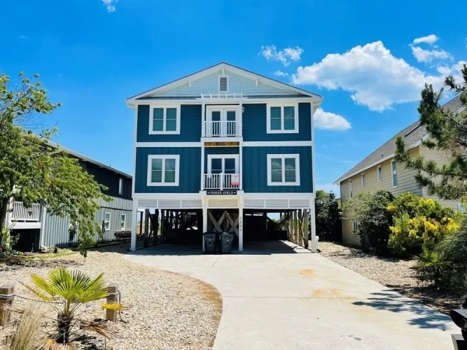 5 Bedrooms Cottage with balcony