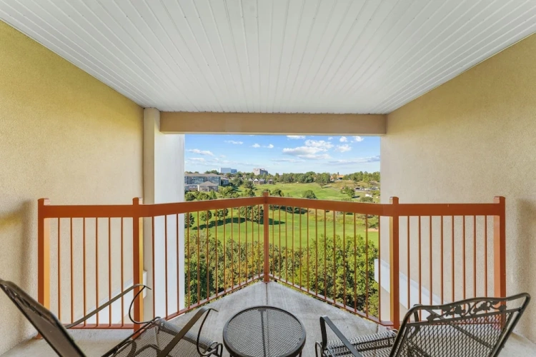 1 Bedroom Deluxe Penthouse room with balcony