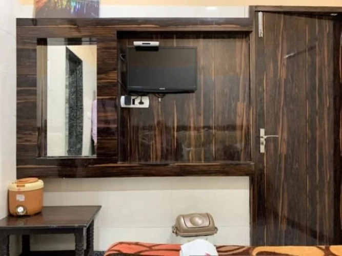 Hotel Harsh by OYO Rooms
