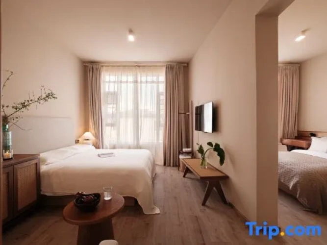 2 Bedrooms Suite
