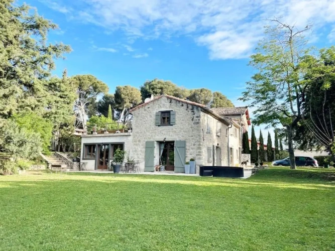 2 Bedrooms Cottage